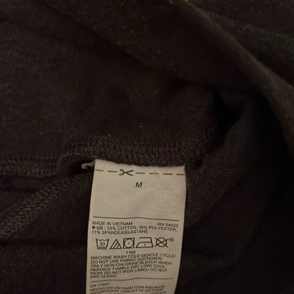 2 pair women’s bike shorts- M - Picture 4 of 4